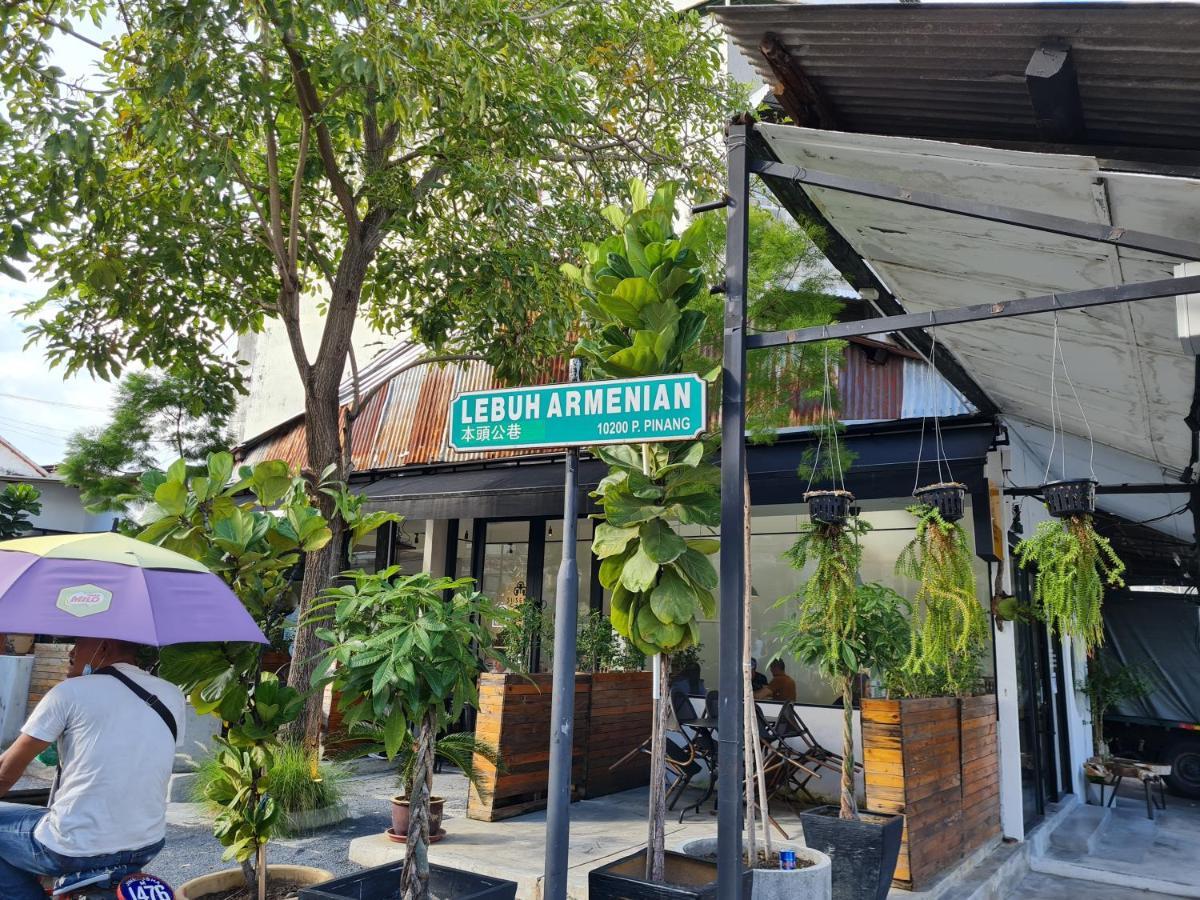 At Lebuh Armenian Center *
